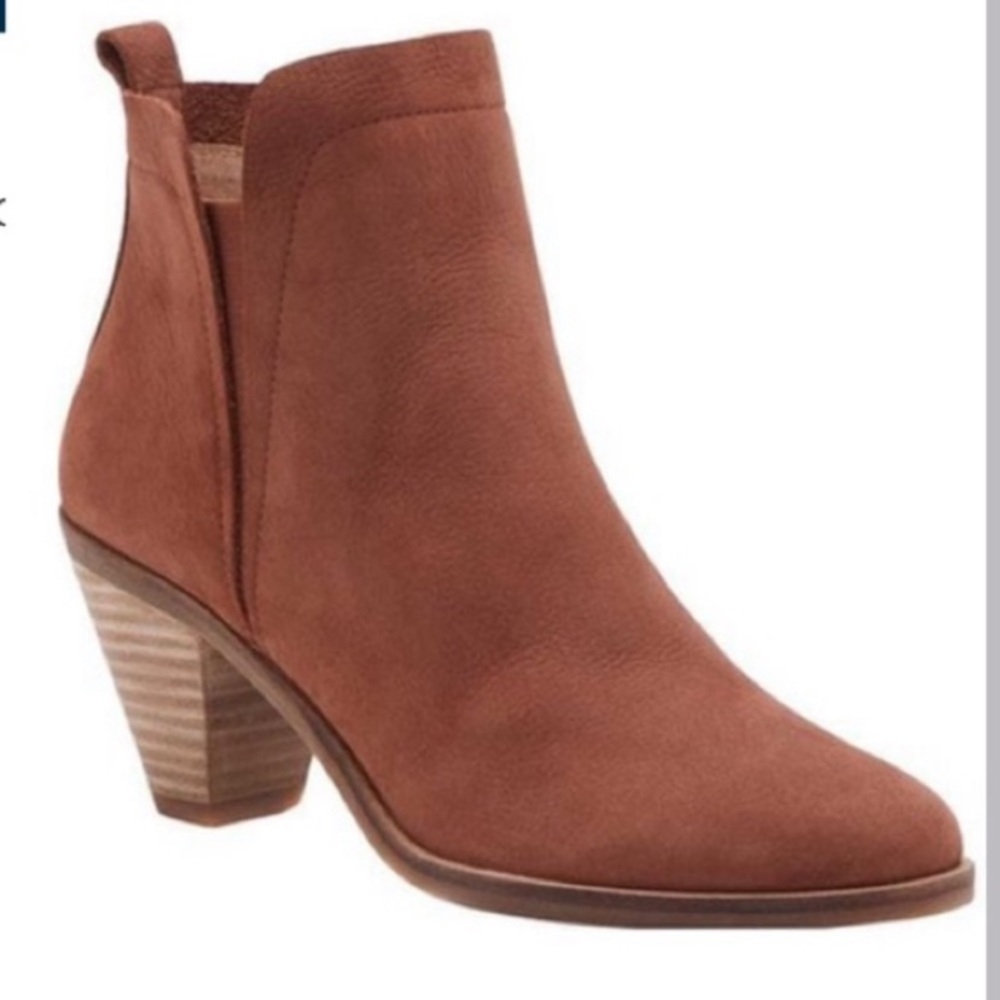 Lucky brand suede Jana ankle‎ boots